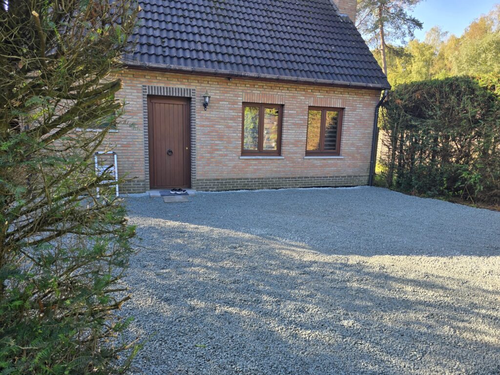 Furnished house for workers