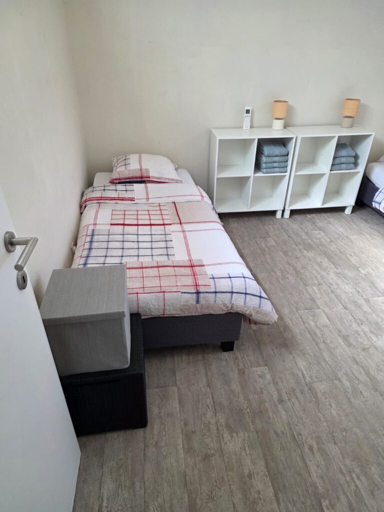 Fully Furnished Ground Floor Apartment - Sint-Pauwels, Waasland