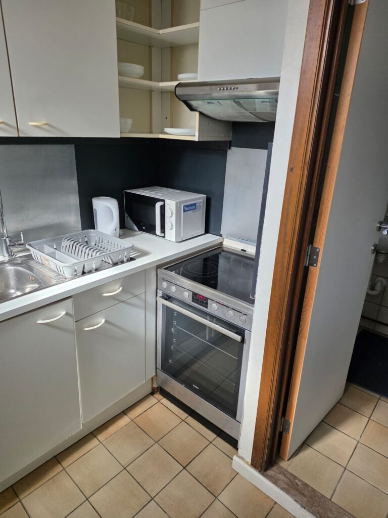 Fully Furnished Ground Floor Apartment - Sint-Pauwels, Waasland